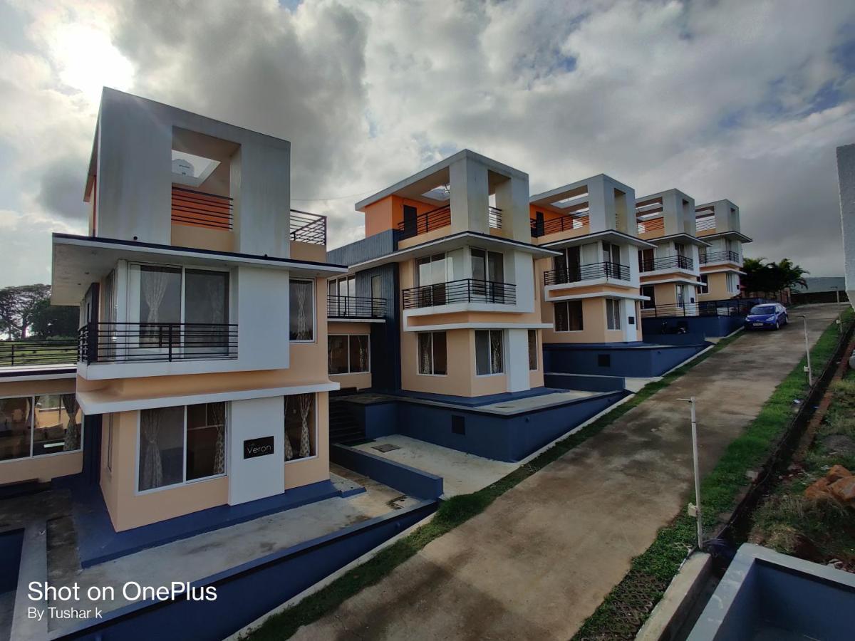 Royal Meadows Igatpuri 2Bhk Poolside Villa Exterior foto